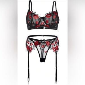 Elegant Black and Red Kiss Lingerie Set, Sz M